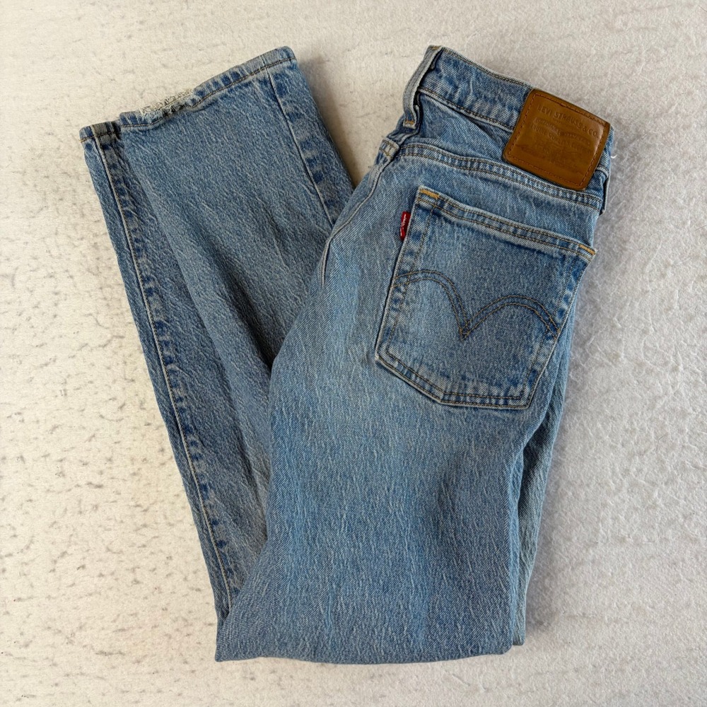 Levi's Wedgie Straight Jeans Womens 24 Blue High Rise Distressed Hem